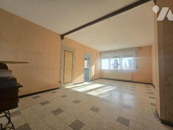 Maison à Vendre à Condé-sur-l'Escaut (59163) en Nord (59)

Cette maison propose une surface h...