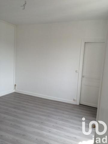 Immeuble à vendre 475 m² Longueville