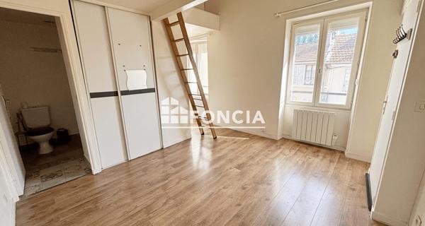 Location Studio 17.6 m² - Igny 91430
