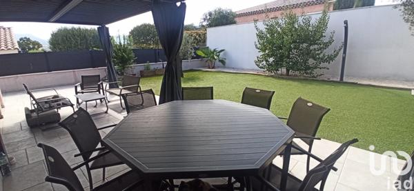 Maison à vendre 6 pièces 150 m² Roquebrune-sur-Argens