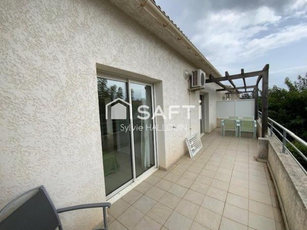 Appartement F2, bord de mer, parking