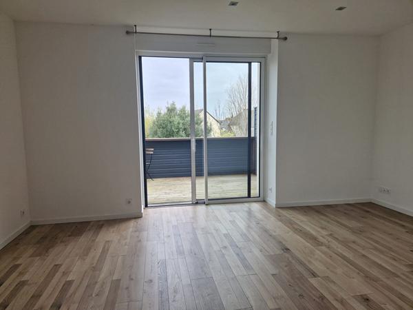 Appartement Duplex avec balcon et 2 parkings à Trélazé