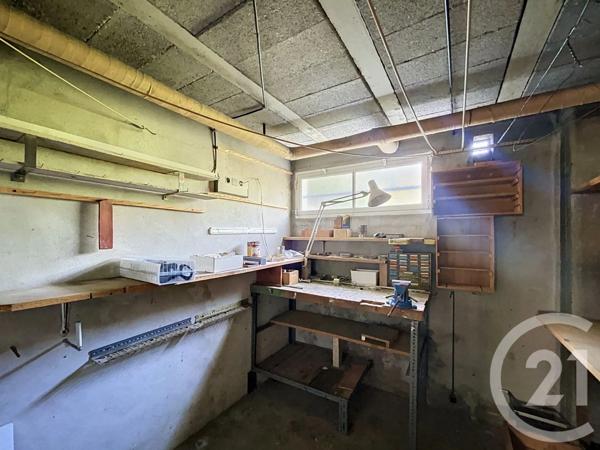 Maison à vendre  6 pièces - 120 m 2   LONGVIC  - 21