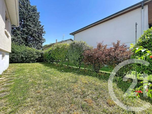 Maison à vendre  6 pièces - 120 m 2   LONGVIC  - 21