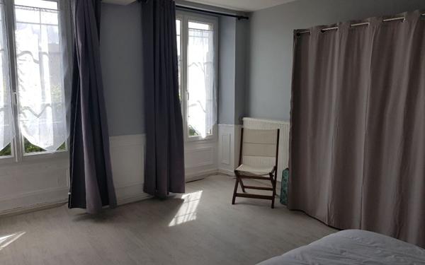 Appartement à louer    3 pièces • 78 m2 Mamers