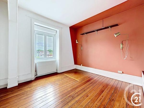 Appartement F5 à vendre  5 pièces - 104,23 m 2   MONTBELIARD  - 25