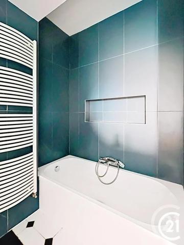 Appartement F5 à vendre  5 pièces - 104,23 m 2   MONTBELIARD  - 25