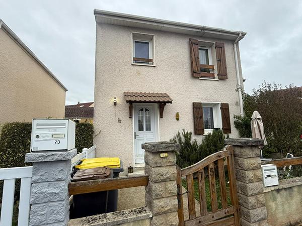 Charmante Maison Familiale 3 chambres, un bureau de 89 m² à Crégy-les-Meaux