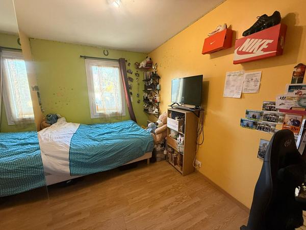 Charmante Maison Familiale 3 chambres, un bureau de 89 m² à Crégy-les-Meaux