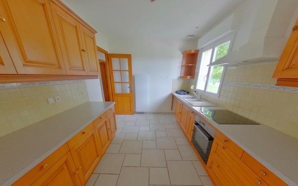 Maison à louer    4 pièces • 101 m2 Cramant