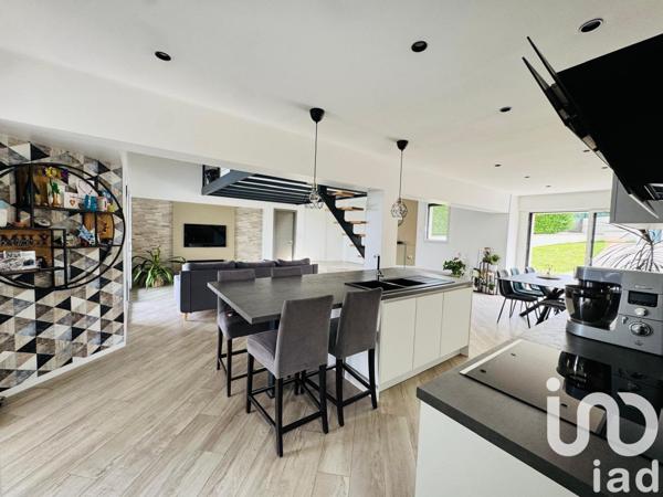 Maison à vendre 6 pièces 130 m² Lissieu