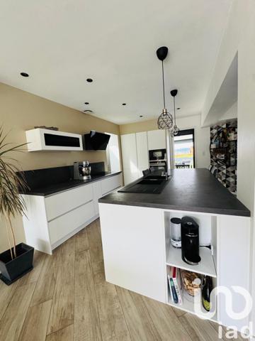 Maison à vendre 6 pièces 130 m² Lissieu