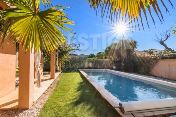 Villa
                                                                                                                                                                                                                                                                                                                        5 pièce(s)                                                                                                                                                                                                          4 chambre(s)                                                                                                                                                                                                          140  m²