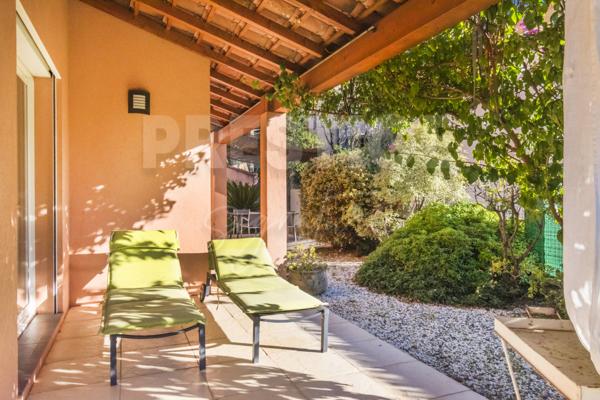 Villa
                                                                                                                                                                                                                                                                                                                        5 pièce(s)                                                                                                                                                                                                          4 chambre(s)                                                                                                                                                                                                          140  m²