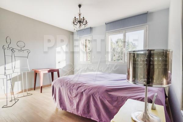 Villa
                                                                                                                                                                                                                                                                                                                        5 pièce(s)                                                                                                                                                                                                          4 chambre(s)                                                                                                                                                                                                          140  m²