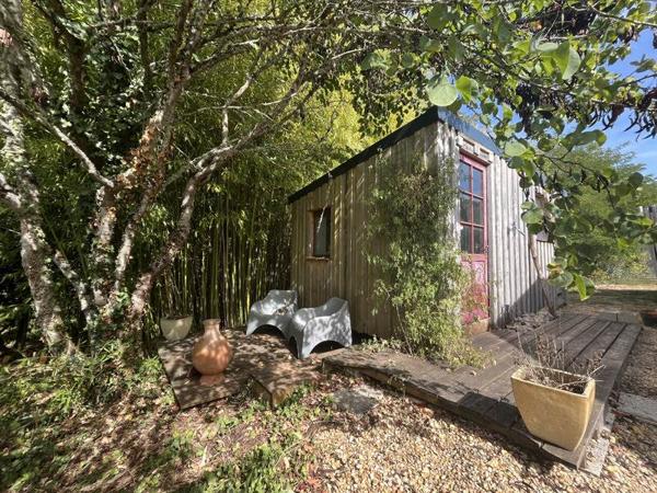 Maison à vendre 435 000 € Saint-Astier 6 p 280 m² DPE D