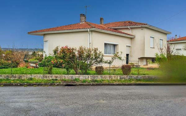 Maison à vendre    5 pièces • 122 m2 Le Passage