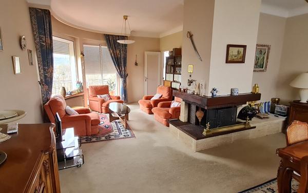 Maison à vendre    5 pièces • 122 m2 Le Passage