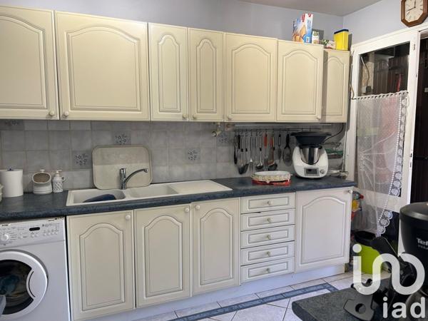 Maison traditionnelle 5 pièces de 101 m² à Le Pradet (83220)