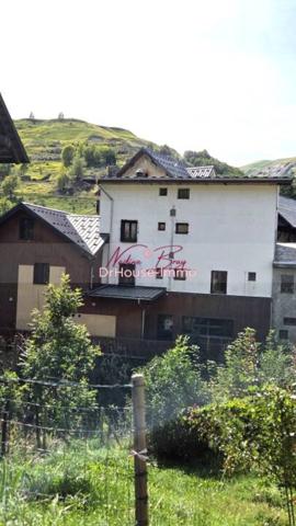 Immeuble à vendre 14 pièces de 310 m²
