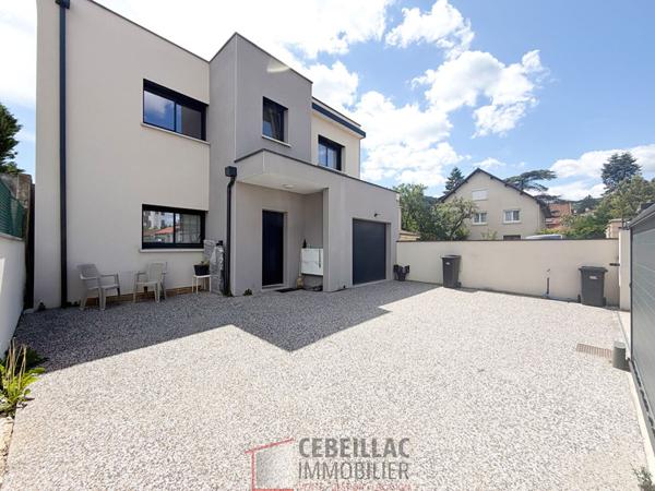 Maison 5 pièce(s) 3 chambre(s) 125 m²