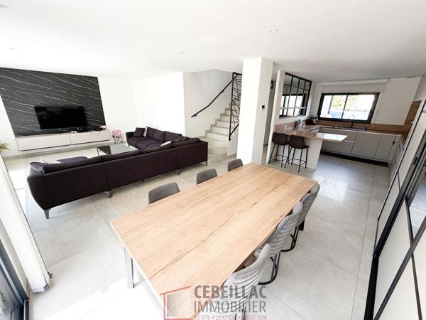 Maison 5 pièce(s) 3 chambre(s) 125 m²