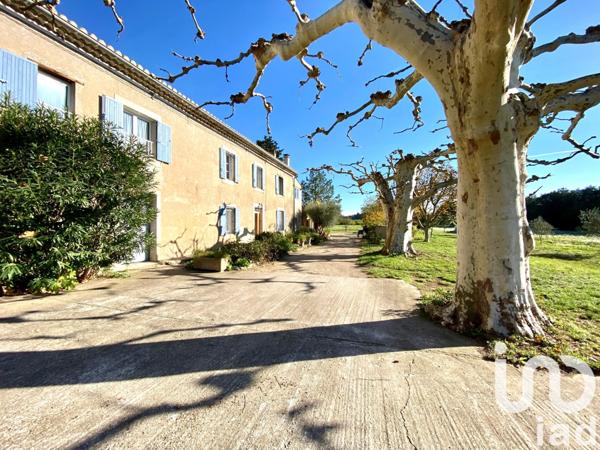 Maison à vendre 18 pièces 370 m² L'Isle-sur-la-Sorgue