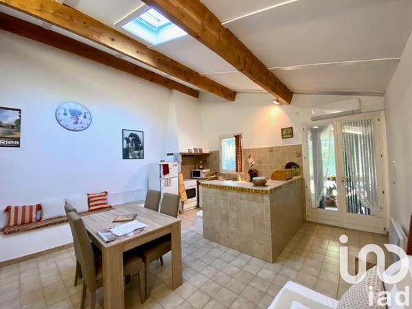 Maison à vendre 18 pièces 370 m² L'Isle-sur-la-Sorgue