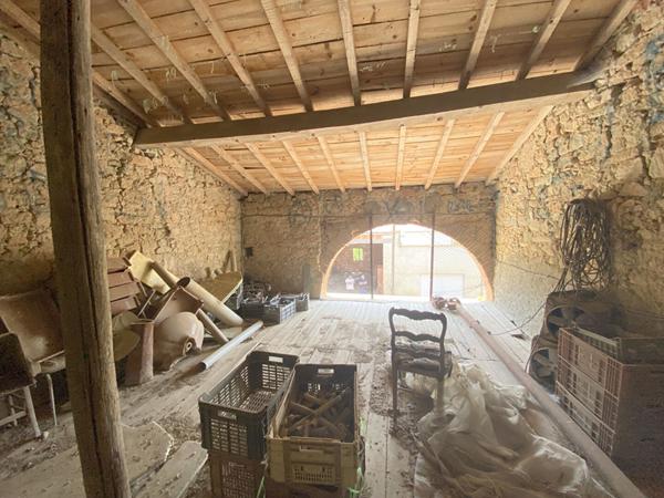 Dépendance 4 pièce(s) 507.61 m2