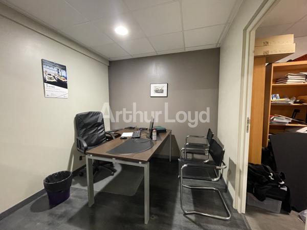 Bureaux à louer à Béthune emplacement proche gare et visibilité sur rue