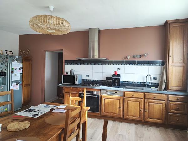Secteur CUSSAC - Maison + local commercial