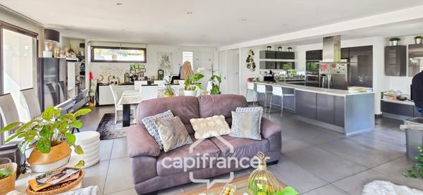 Maison à vendre 7 pièces LA VALETTE DU VAR (83)