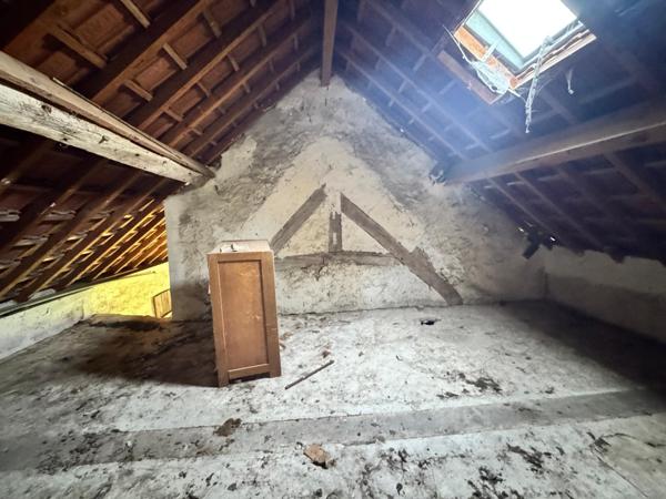 Maison, Grange, Terrain à Bâtir - 10 mn de LA FERTE SOUS JOUARRE