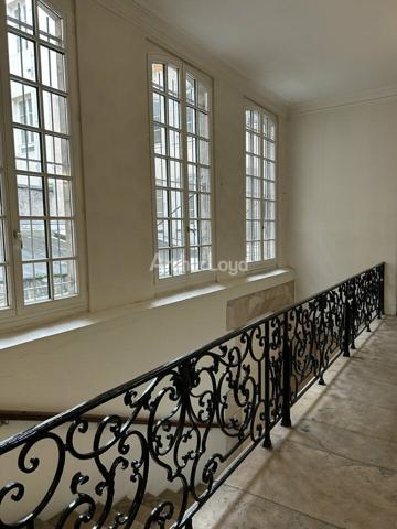 BUREAUX à LOUER de 154 m²
