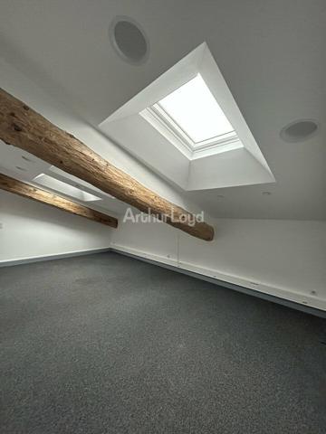 BUREAUX à LOUER de 154 m²