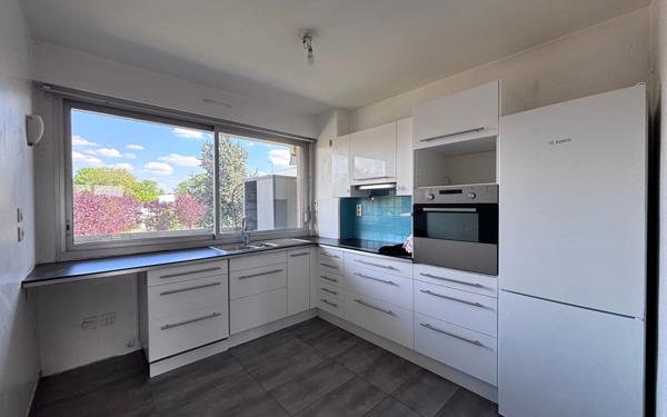 Appartement à vendre    3 pièces • 63 m2 Saint-Maur-des-Fossés