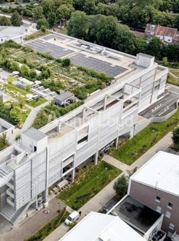 Bureaux à louer à Villeneuve d'Ascq proche transports et services