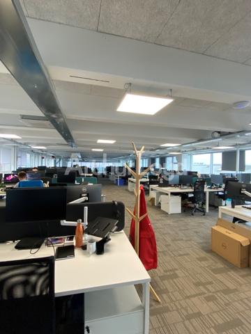 Bureaux à louer à Villeneuve d'Ascq proche transports et services