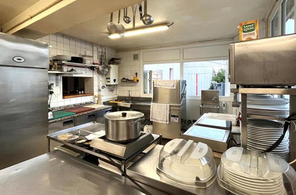 SECTEUR COMPIEGNE - RESTAURANT 90 COUVERTS, TERRASSE