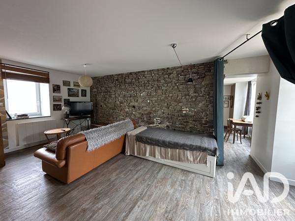 Location appartement 2 pièces 66 m² Pontorson