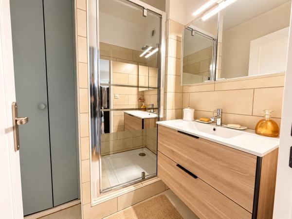 Appartement + annexe