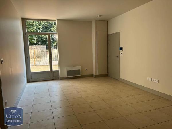 Appartement à louer 2 pièces 43.1m² Dole (39100)
