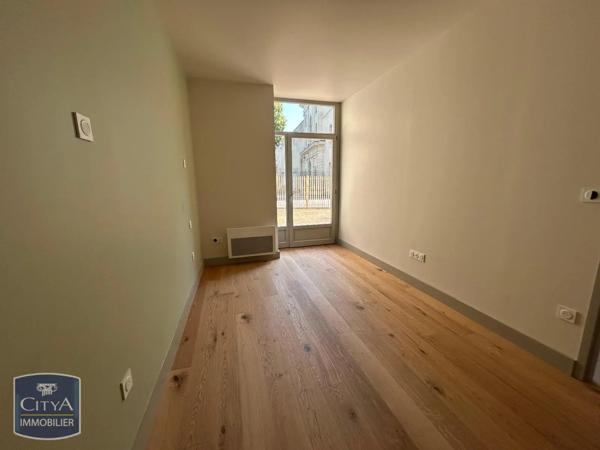 Appartement à louer 2 pièces 43.1m² Dole (39100)