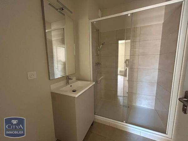 Appartement à louer 2 pièces 43.1m² Dole (39100)