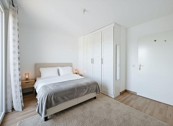 Appartement F4 à Meaux dans une résidence de 2015 - proche Pâtis et avenue Foch - 2 balcons et 2 places de parking en sous-sol - secteur calme - gare à 20 minutes à pied.