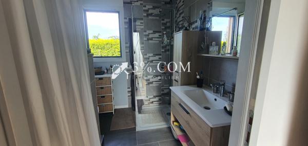 Chantonnay 5 minutes du centre ville Maison de plain-pied de 201 m² au calme  Chantonnay (85110)