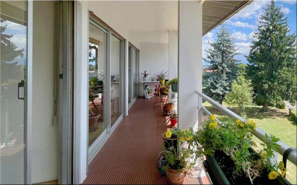 Appartement à vendre 4 pièces PREVESSIN MOENS (01) de 114 m2, lumineux dans un lieu très apprécié