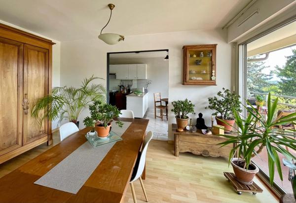 Appartement à vendre 4 pièces PREVESSIN MOENS (01) de 114 m2, lumineux dans un lieu très apprécié