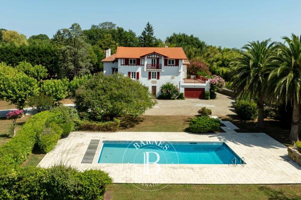 Jatxou, Maison 9 Chambres -  467 m² à vendre