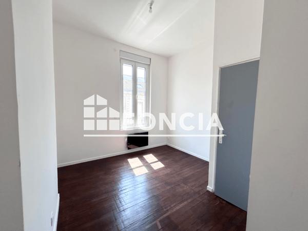 Location Appartement 2 pièces 41.54 m² - 16 RUE DU DR GASTON SIMOUNET Bergerac 24100